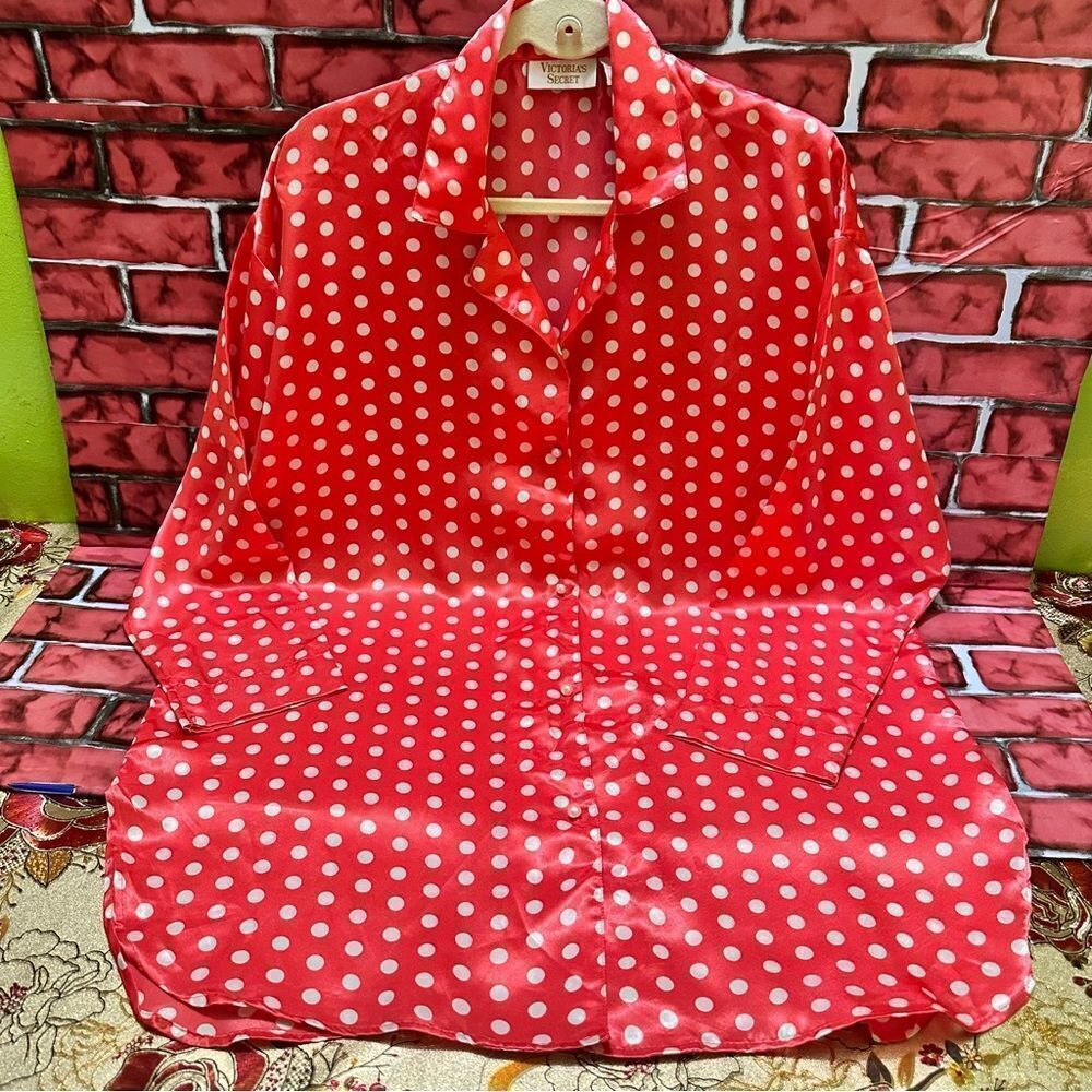 Victoria’s Secret sleep shirt nightgown polka dot Gold label M/L